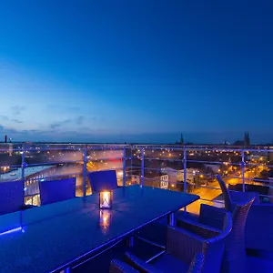 **** Hotel Iv Jahreszeiten Germania
