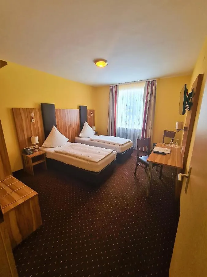 Hotel Silberhorn نورنبيرغ 3*,